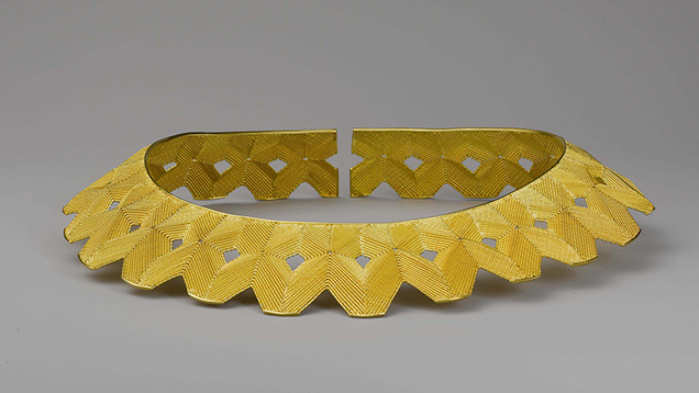 <em>Choker #70</em> by Mary Lee Hu