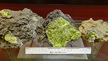 {Peridot from the Central Highlands of Vietnam: Properties, Origin, and Formation  Nguyen Thi Minh Thuyet, Christoph Hauzenberger, Nguyen Ngoc Khoi, Cong Thi Diep, Chu Van Lam, Nguyen Thi Minh, Nguyen Hoang, and Tobias Häger , 十一月 7, 2016} - image