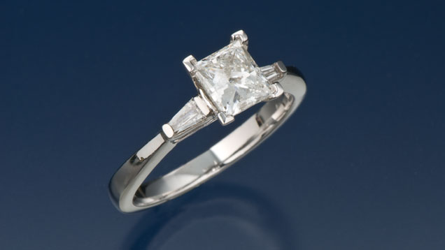 Diamond ring