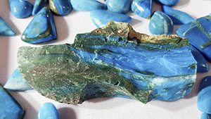 Figure 1. Pedro II is the most important opal source in Brazil. The town is located in the northeast of the state of Piauí, and opal deposits are distributed in an area about 20 km in diameter around the township. The current opal mine is an open-pit operation. Photo courtesy of Prime Gems. Figure 1. Pedro II is the most important opal source in Brazil. The town is located in the northeast of the state of Piauí, and opal deposits are distributed in an area about 20 km in diameter around the township. The current opal mine is an open-pit operation. Photo courtesy of Prime Gems.