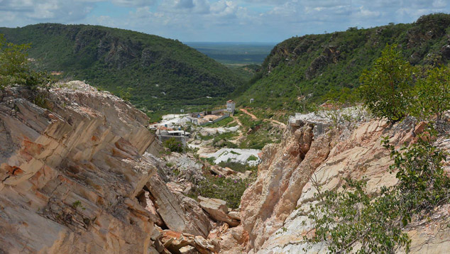 Morro Alto（摩罗·奥拓），Barbosa（巴尔博萨）矿，帕拉伊巴，巴西
