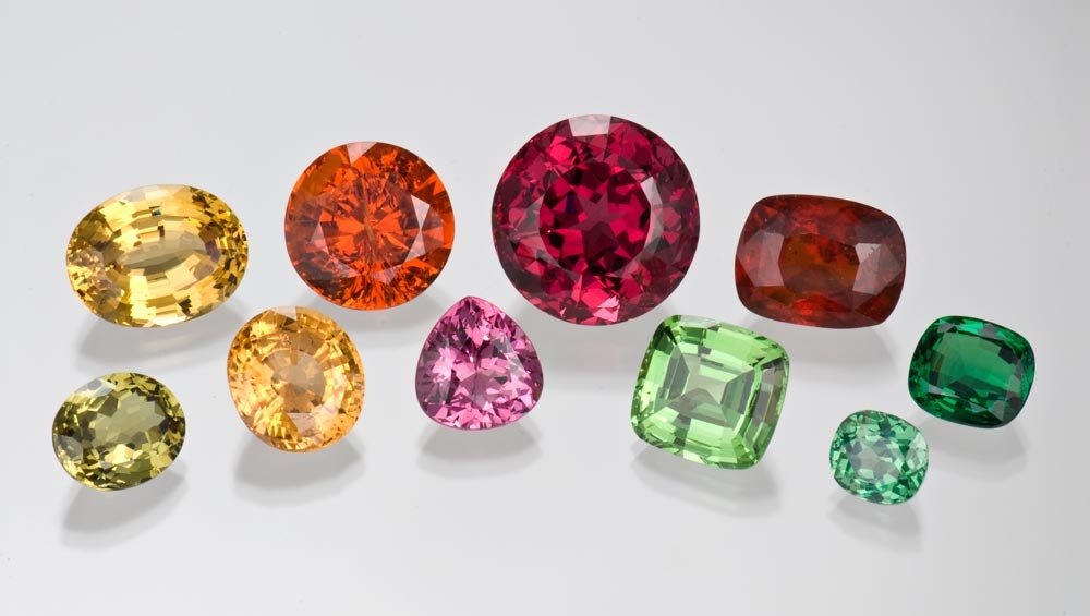 Garnet Gemstone | Garnet Stone – GIA