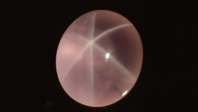 This fine-quality star rose quartz has attractive color and transparency and a well-defined star. – Robert Weldon This fine-quality star rose quartz has attractive color and transparency and a well-defined star. – Robert Weldon