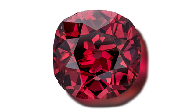 A team of scientists from GIA, collaborating with their colleagues from the Smithsonian National Museum of Natural History Department of Mineral Sciences and the curator from the Paris School of Mines, recently examined the Winston Red diamond