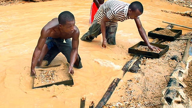 Figure 1. Artisanal mining in Liberia. Courtesy of Diamonds for Peace. Figure 1. Artisanal mining in Liberia. Courtesy of Diamonds for Peace.