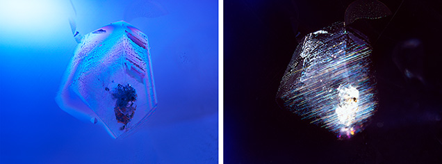 A guest crystal in the star sapphire viewed under cross-polarized light (left) and fiber-optic light (right). A guest crystal in the star sapphire viewed under cross-polarized light (left) and fiber-optic light (right).