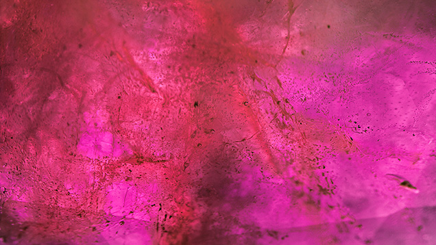 Figure 2. Fingerprints resulting from flux-assisted heating of a beryllium-rich flux. Photomicrograph by Nathan Renfro; field of view 7.19 mm. Figure 2. Fingerprints resulting from flux-assisted heating of a beryllium-rich flux. Photomicrograph by Nathan Renfro; field of view 7.19 mm.