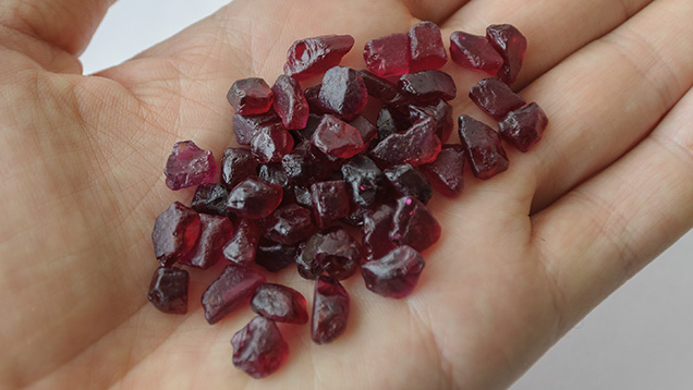 Rough ruby Rough ruby