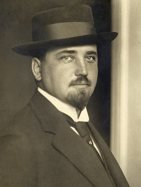 August Stauch August Stauch