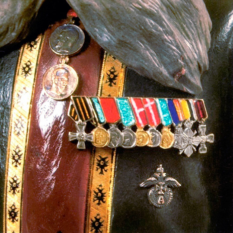Kudinov’s badges and medals by Fabergé Kudinov’s badges and medals by Fabergé