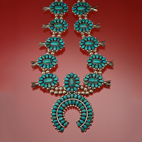 シルバーとトルコ石のカボチャ花のネックレス シルバーとトルコ石のカボチャ花のネックレス