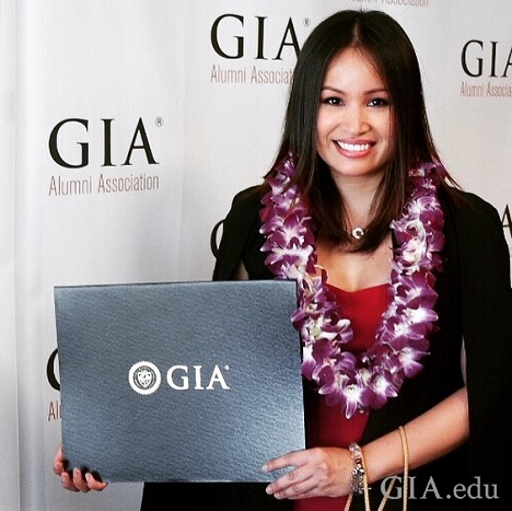GIA 毕业生 Christina Fandino（克里斯蒂娜·梵蒂诺）