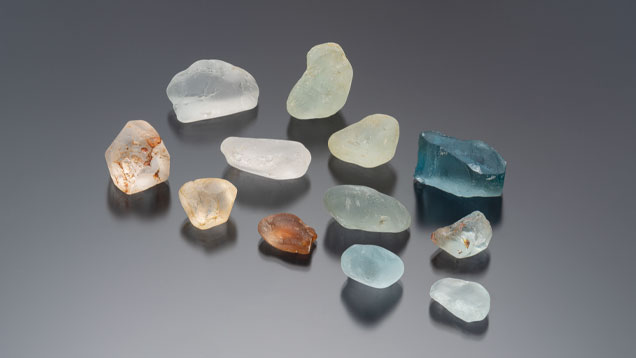 multiple rough topaz stones multiple rough topaz stones