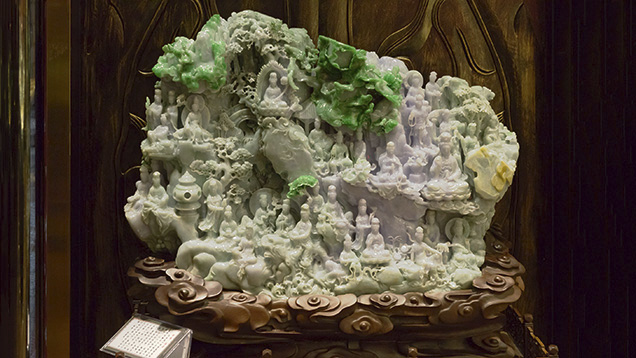 Jadeite Shan Zi large-scale carving