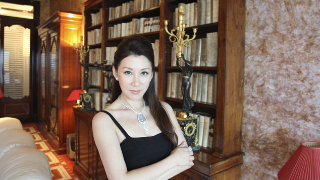 Grace Lee, the chief designer of Zhaoyi Jade House