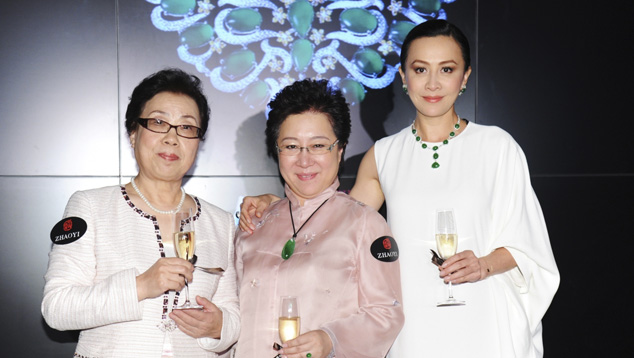 Chief filigree inlay designer Master Jingyi Bai, Yunhe Wang, and famous movie star Kai-ling Lau