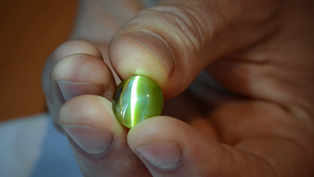 Cat’s-Eye Chrysoberyl from Sri Lanka