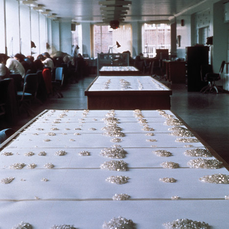 Sorting diamonds