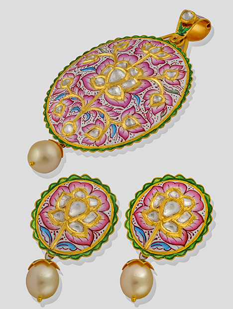 Pendant and earrings