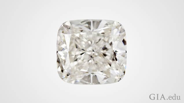 Cushion cut synthetic diamond