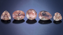 Light pinkish orange hues are common in labradorite sunstone from Oregon.