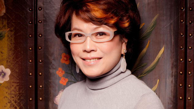 Shirley Zhang is a well-known Chinese jewelry designer and ICA (International Colored Gemstone Association) board member.