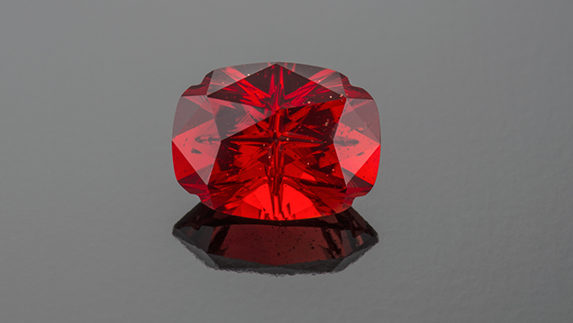 “Spinel red” sunstone