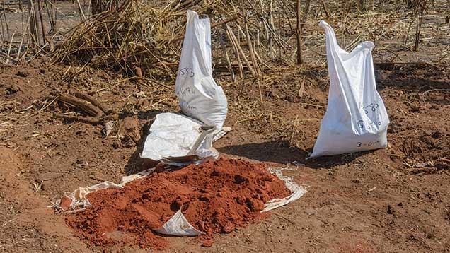 Bags of gravel layers for sorting