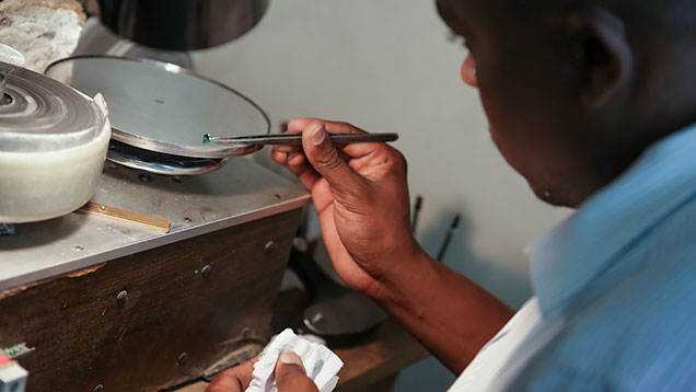 Tsavorite cutting in Kenya