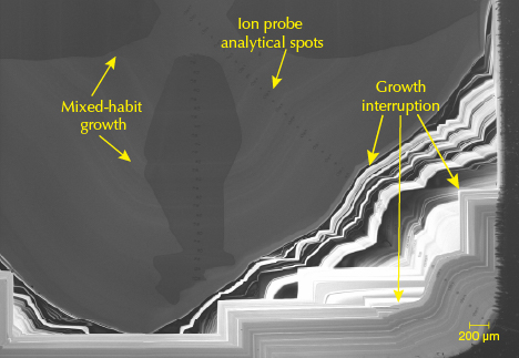 Growth zones in diamond plate.