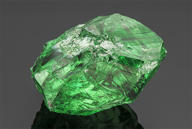 Rough tsavorite.