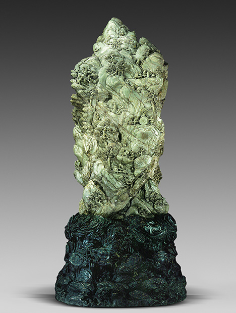 Nephrite sculpture weighing at least 5,000 kg features an imperial poem engraved on its back.