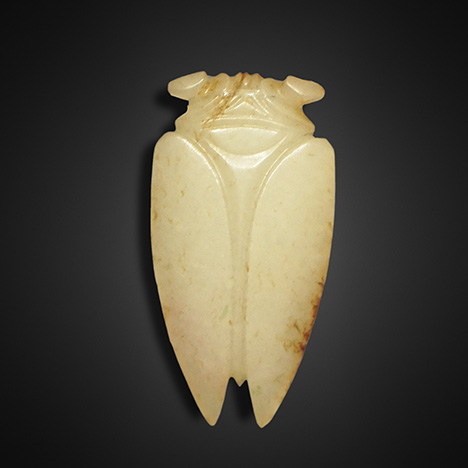 Concisely carved jade cicada typical of the Han Badao craft.