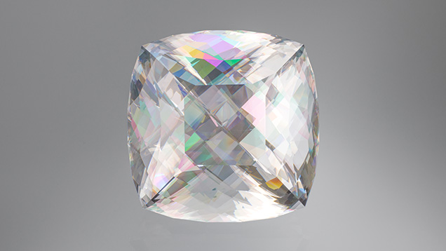 This 1800.20 ct “rainbow calcite” collector stone was exhibited at the GJX show. Photo by Annie Haynes; courtesy of Kaufman Enterprises.