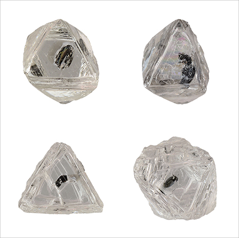 Dark inclusions in Diavik diamonds