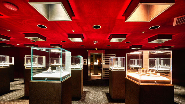 A look at the vault room at the Natural History Museum of Los Angeles County’s <i>Brilliance</i> exhibit.