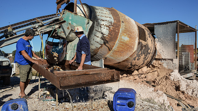 The agitator at Lightning Ridge