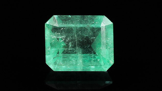 Emerald filled with epoxy resin