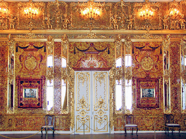 Reconstructed wall of the Amber Room