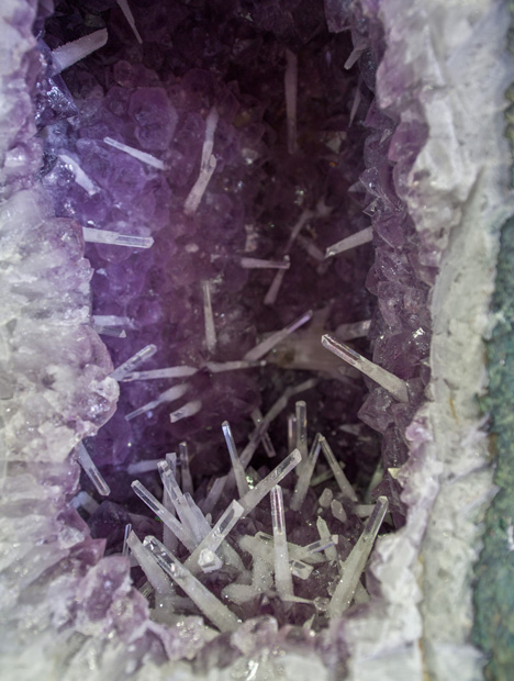 People from all over the world collect Brazil’s finest mineral specimens, such as this amethyst and rock crystal quartz geode. Photo by Robert Weldon/GIA