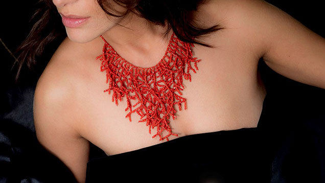 Corallorubrum necklace by Caterina Murino, featuring Sardinian filigree chain. Photo: Caterina Murino.
